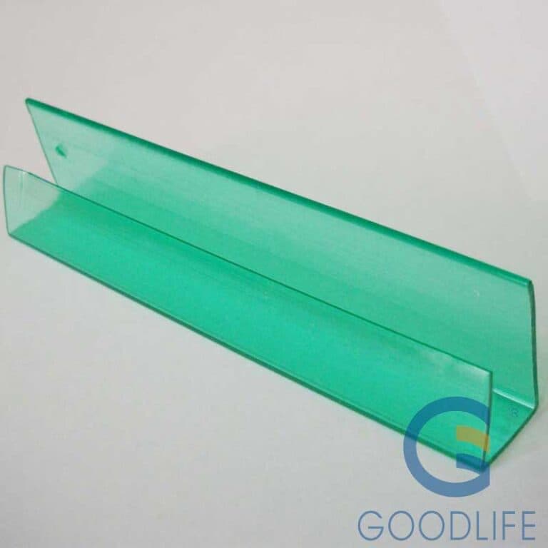 Kleines grünes Polycarbonat U-Kanal-Kantenabschluss-Muster für farblich passende grüne Gewächshaus-Stegplatten