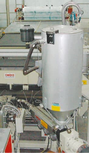 Fortschrittliche italienische OMIPA-Produktionslinie mit mehrschichtiger UV-Koextrusionstechnologie