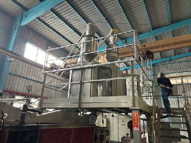 Sistema di alimentazione di precisione svizzero ABRO per miscelare le materie prime in policarbonato e il masterbatch colore UV