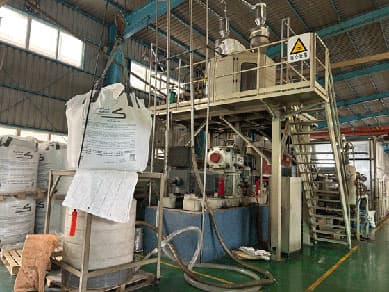 Herstellungsprozess von Polycarbonat-Massivplatten unter Verwendung hochwertiger Sabic-Rohstoffe