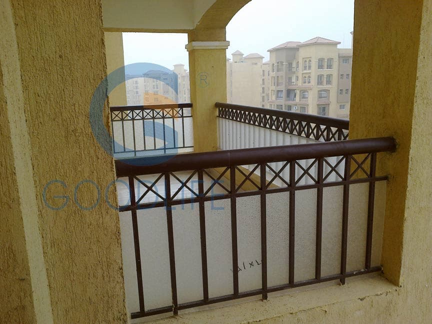 Langlebige 8 mm Diamantmuster-Polycarbonat-Massivplatte für Treppengeländer und Balkonbrüstungen