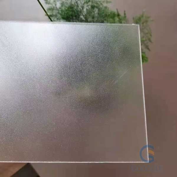 Schwer entflammbarer Brandschutztest an GOODLIFE satinierter Polycarbonat-Sicherheitsplatte