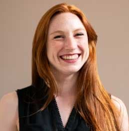 Sarah Mitchell, ग्रीनहाउस खरीद प्रबंधक, GOODLIFE फ़ुल-बॉडी यूवी संरक्षित पॉलीकार्बोनेट H प्रोफ़ाइल की अनुशंसा करते हुए